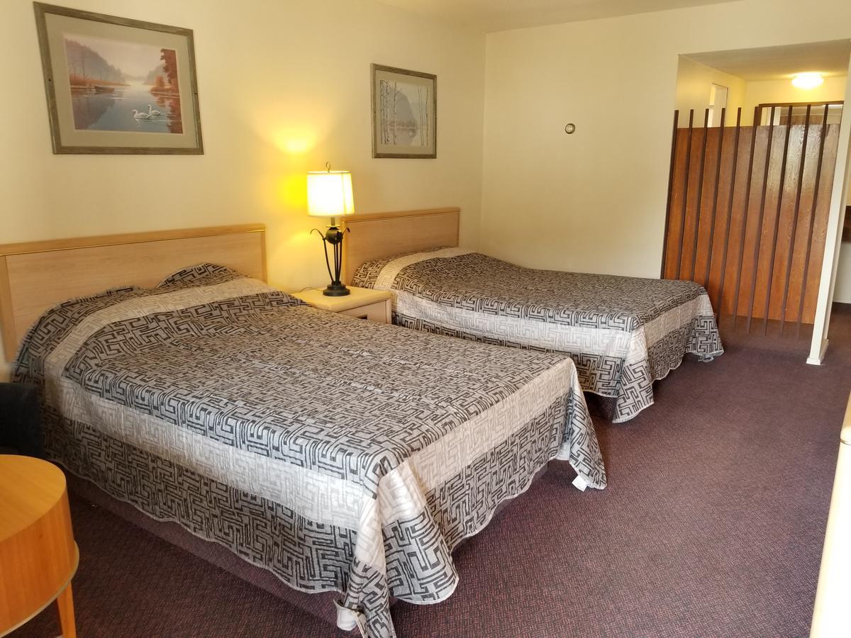 Slumber Lodge Williams Lake Exteriör bild