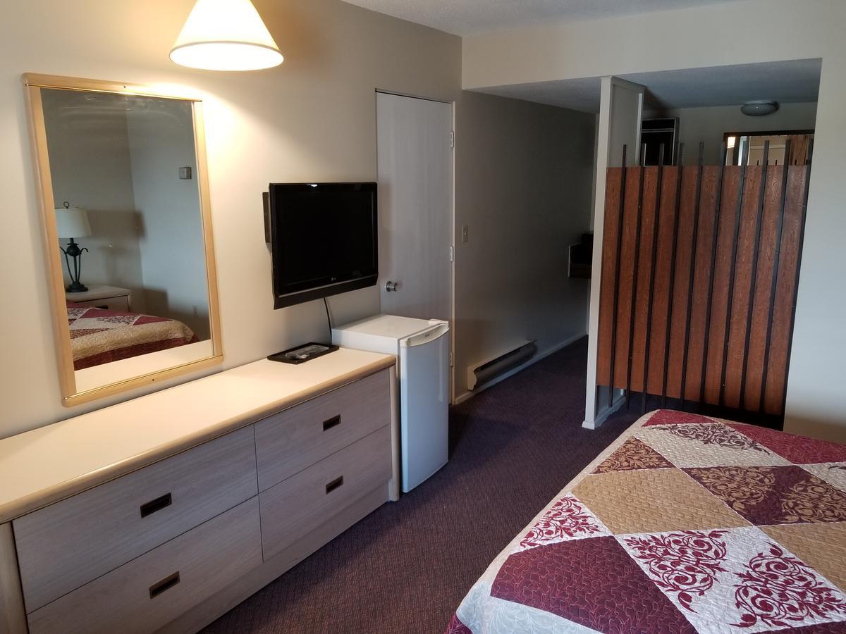 Slumber Lodge Williams Lake Exteriör bild