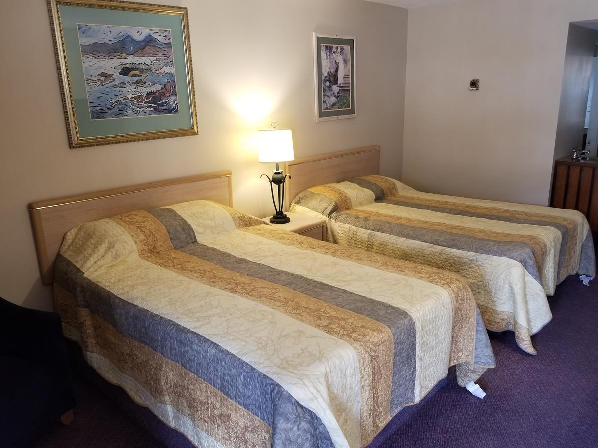 Slumber Lodge Williams Lake Exteriör bild